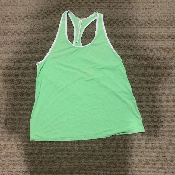Lime green alo tank top! - Picture 2 of 6
